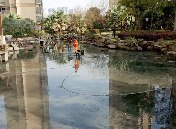 焦作景观池淤泥清理